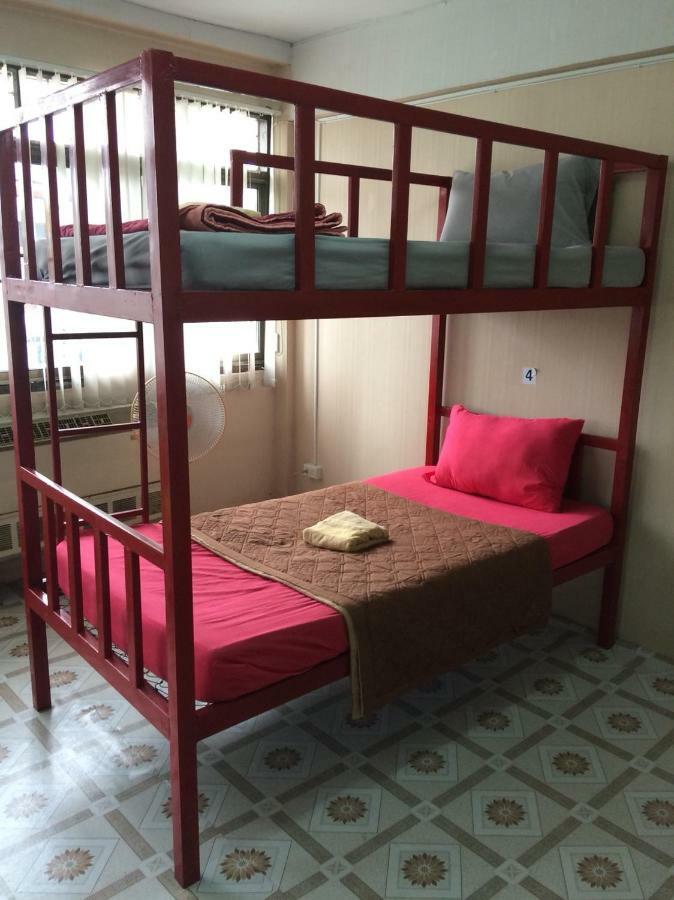 Changphuakgate Guesthouse Chiang Mai Eksteriør billede