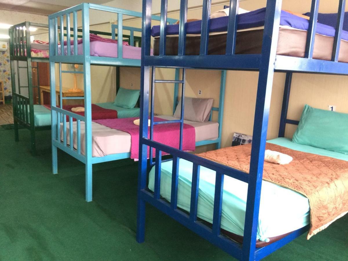 Changphuakgate Guesthouse Chiang Mai Eksteriør billede